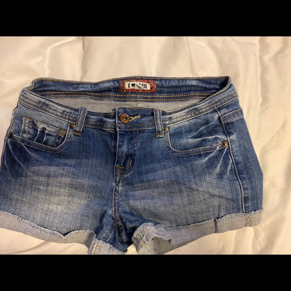 Jean shorts size 25!